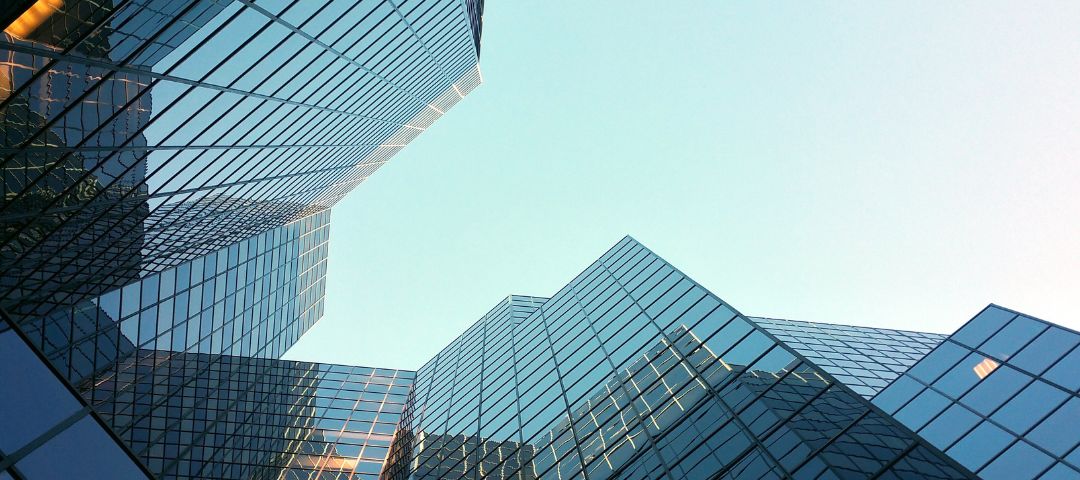 Grandes Riesgos en Seguros: Cómo Protegen el Futuro de Empresas y Estados en México (2026)